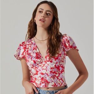 ASTR Satin V Neck Flutter Sleeve Top Sz Large NWT